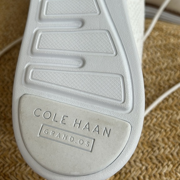 Cole Haan size9b - Picture 4 of 6